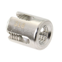 BLUE WAVE Kreuzklemme mit Durchgangsgew. A4 5mm M12